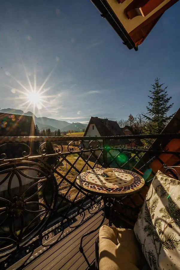 Serce Tatr Residence Zakopane - Blisko Krupowek Bed & Breakfast